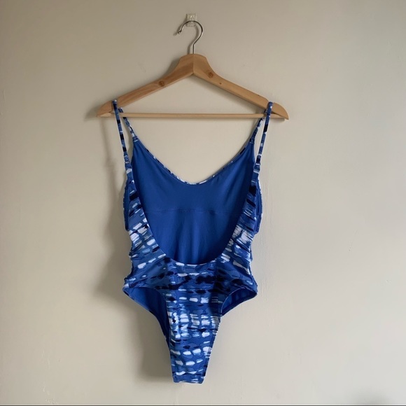 Aerie by American Eagle Blue Scoop Low Back Cheeky Side Cut Out One Piece - Picture 6 of 8